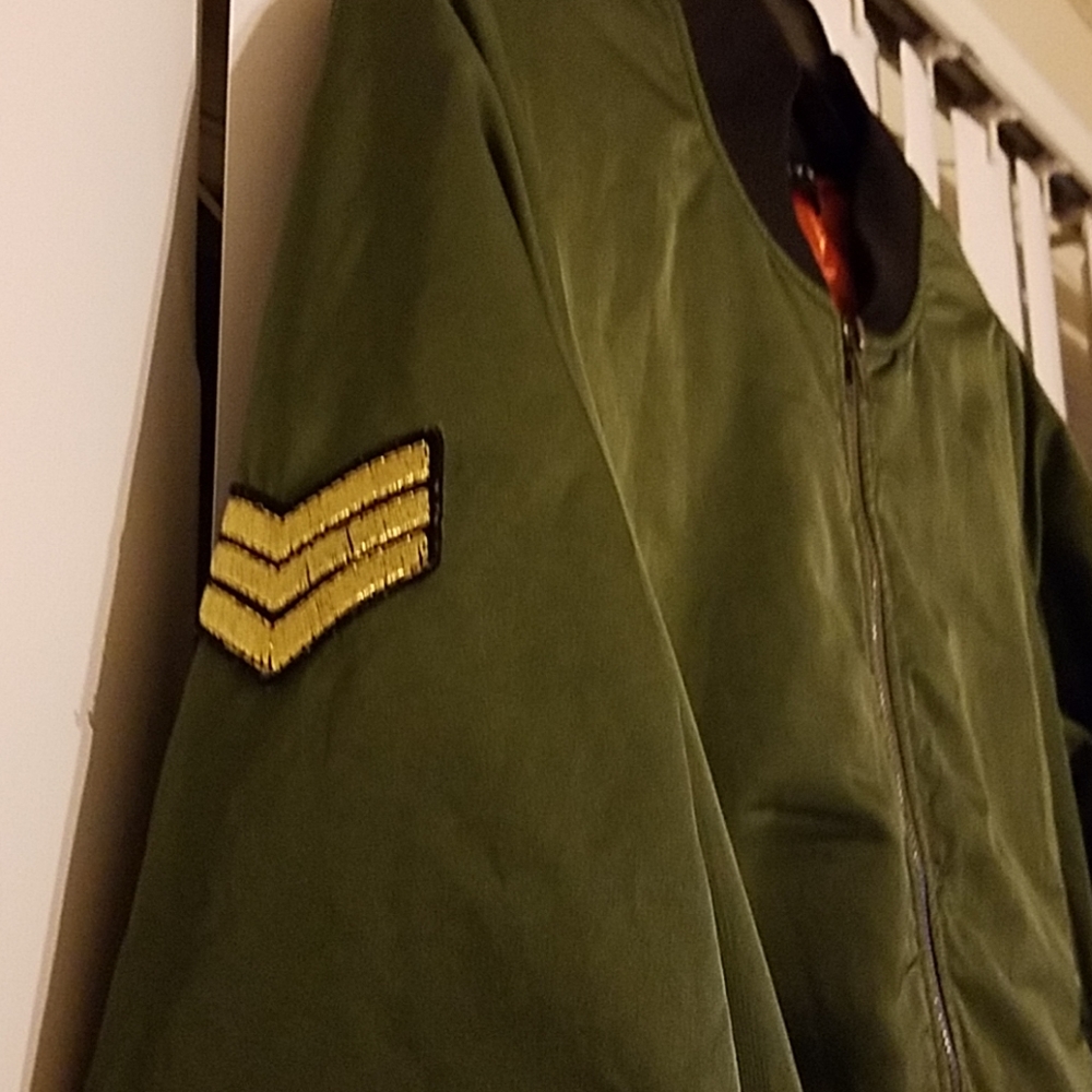 Flight Jacket - Picture 2 of 5